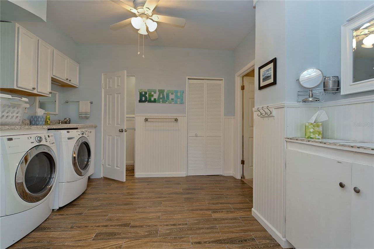 5850 24th Avenue S, Gulfport, FL 33707 Photo