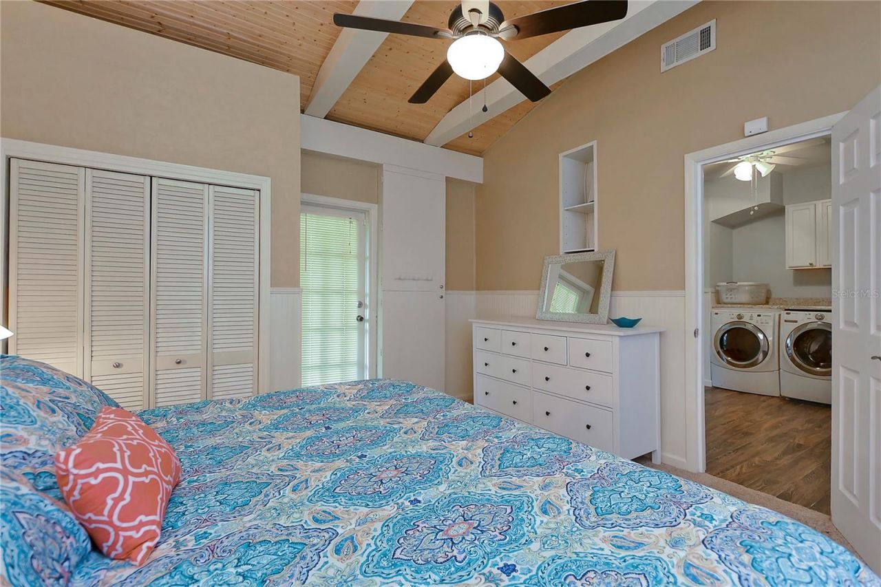5850 24th Avenue S, Gulfport, FL 33707 Photo