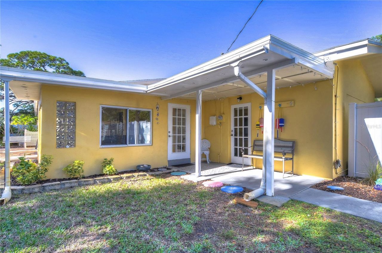 5850 24th Avenue S, Gulfport, FL 33707 Photo