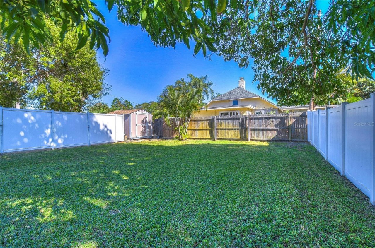 5850 24th Avenue S, Gulfport, FL 33707 Photo