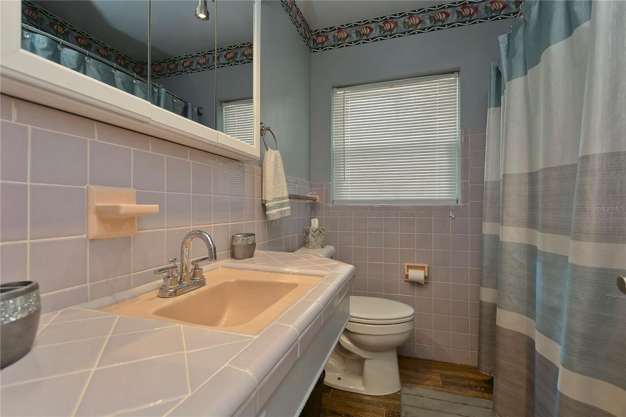 5850 24th Avenue S, Gulfport, FL 33707 Photo