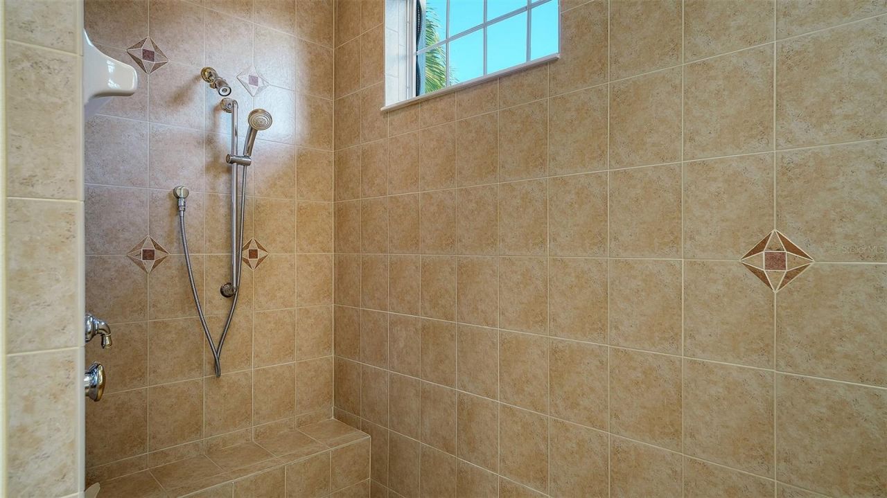 7512 Abbey Glen, Lakewood Ranch, FL 34202 Photo