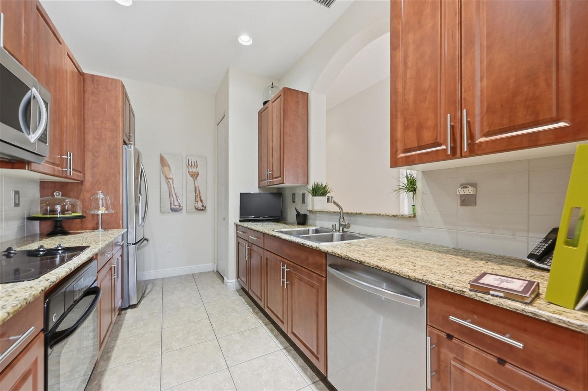 6982 Julia Gardens Drive, Coconut Creek, FL 33073 Photo