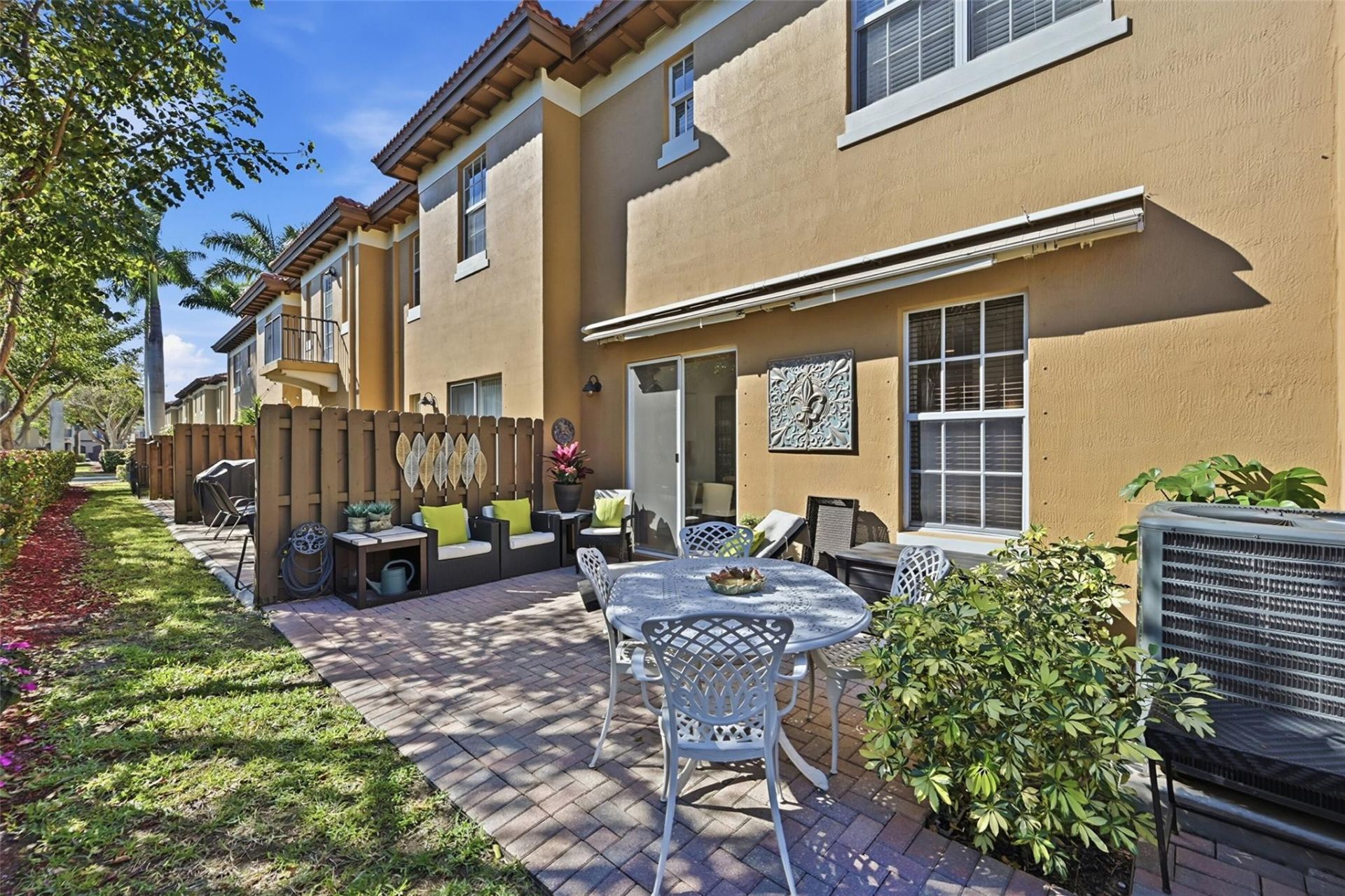 6982 Julia Gardens Drive, Coconut Creek, FL 33073 Photo