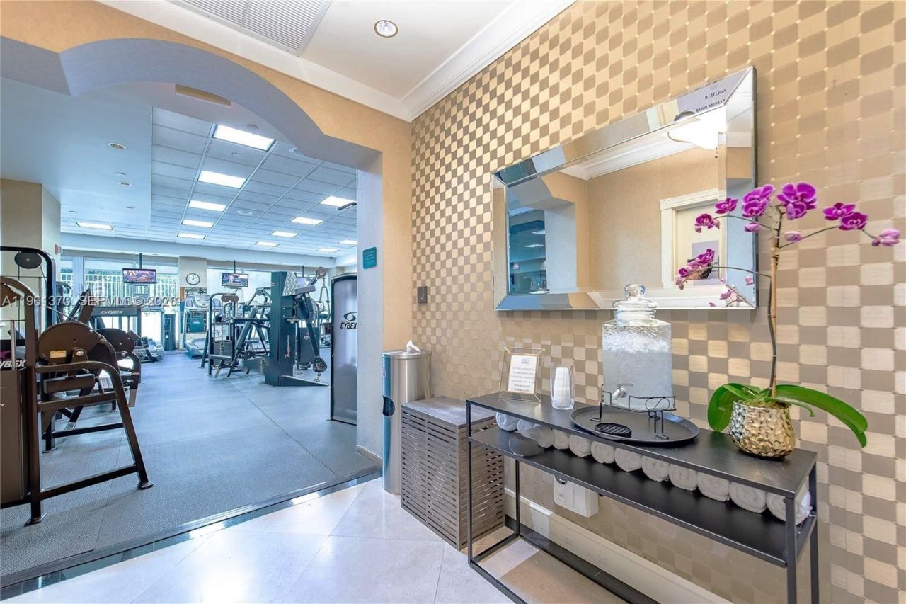 9559 Collins Ave, Unit S6-C, Surfside, FL 33154 Photo