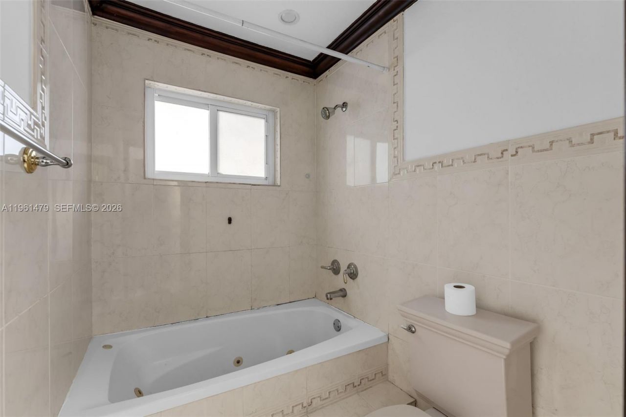 5961 SW 56th Ter, South Miami, FL 33143 Photo