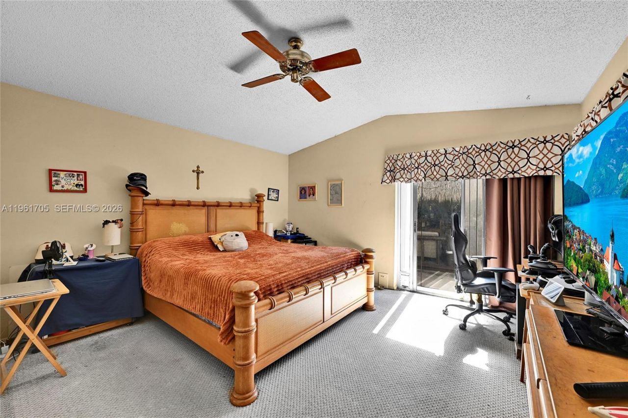 13010 SW 119th St, Miami, FL 33186 Photo