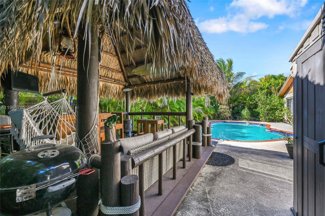 13010 SW 119th St, Miami, FL 33186 Photo