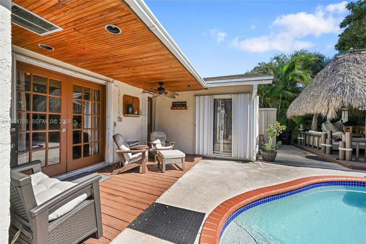 13010 SW 119th St, Miami, FL 33186 Photo