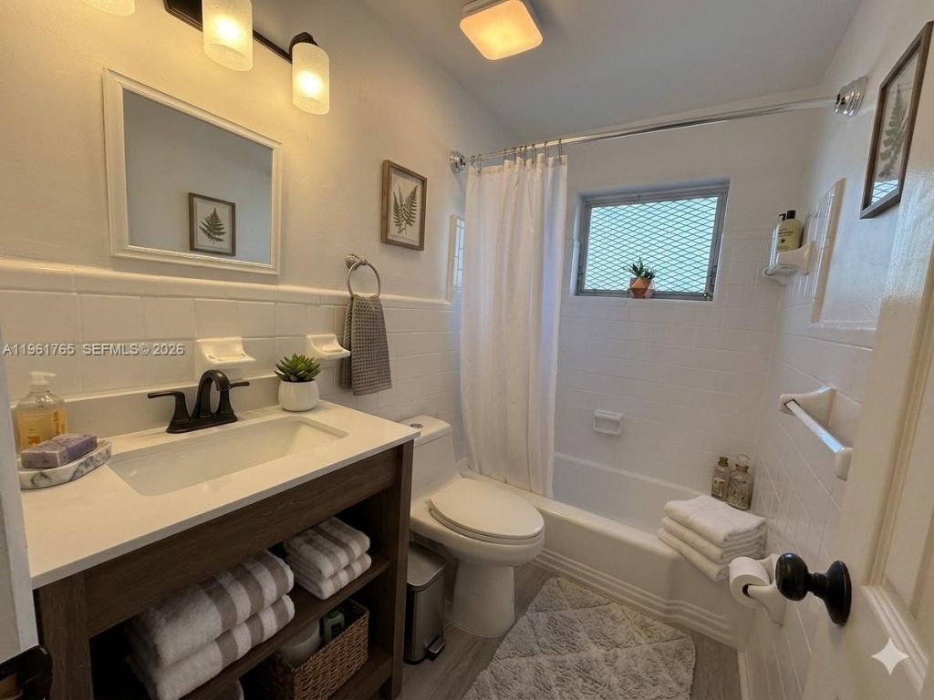 1060 Pennsylvania Ave, Unit 4, Miami Beach, FL 33139 Photo