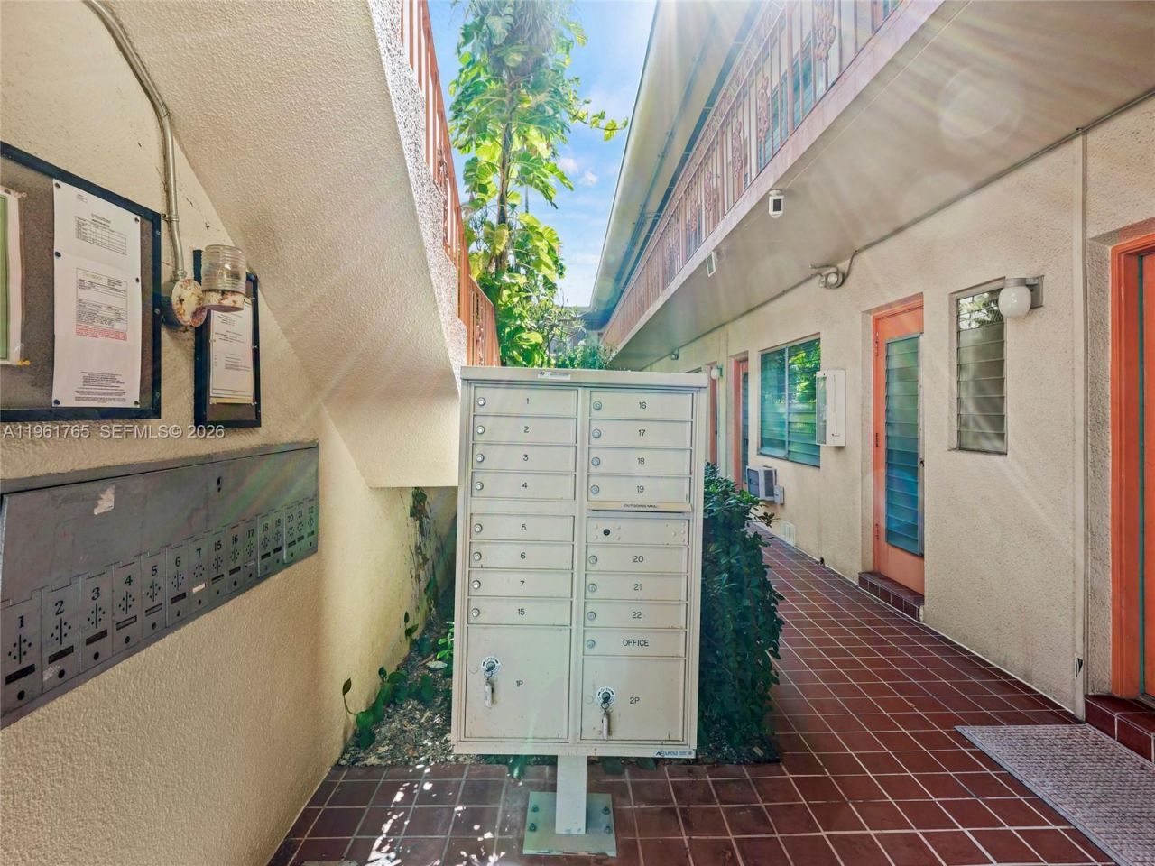 1060 Pennsylvania Ave, Unit 4, Miami Beach, FL 33139 Photo