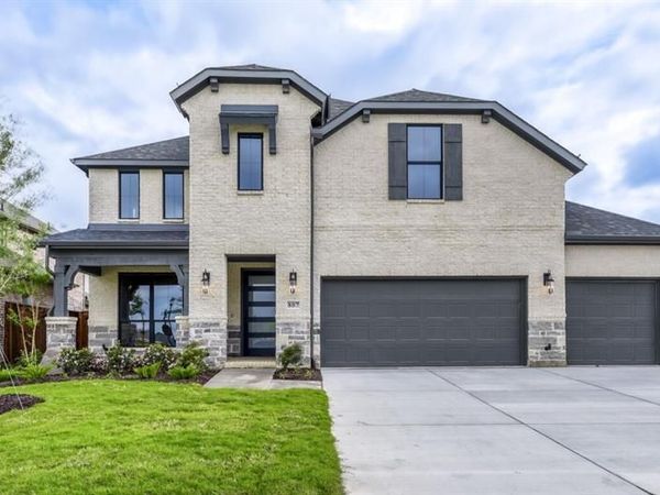 807 Open Range Drive, Mansfield, TX 76063