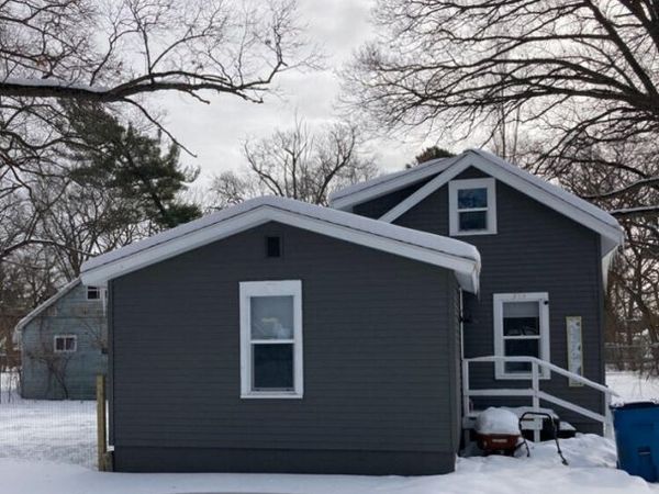 375 W Maplewood Avenue, Muskegon, MI 49444