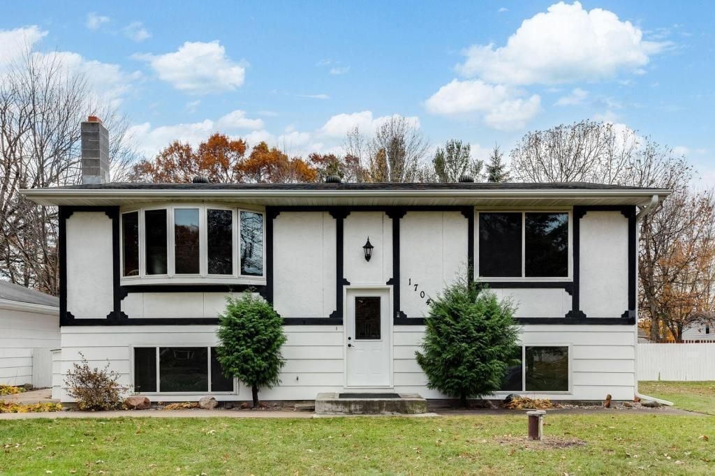 1704 207th Lane Ne, East Bethel, MN 55011 Main Photo