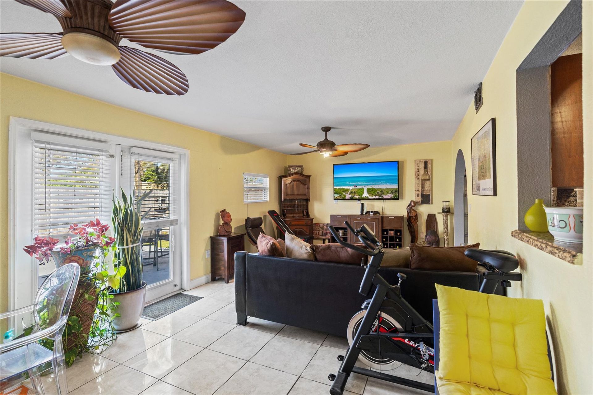 7901 NW 69th Ave, Tamarac, FL 33321 Photo