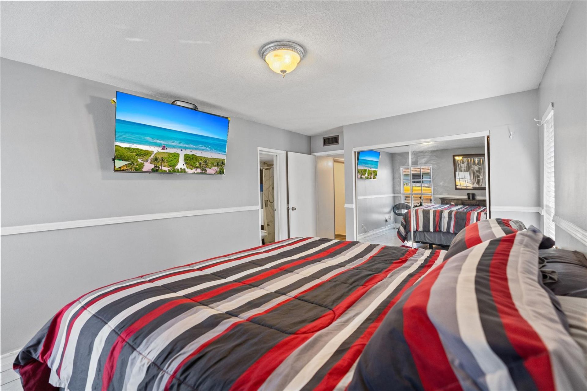 7901 NW 69th Ave, Tamarac, FL 33321 Photo