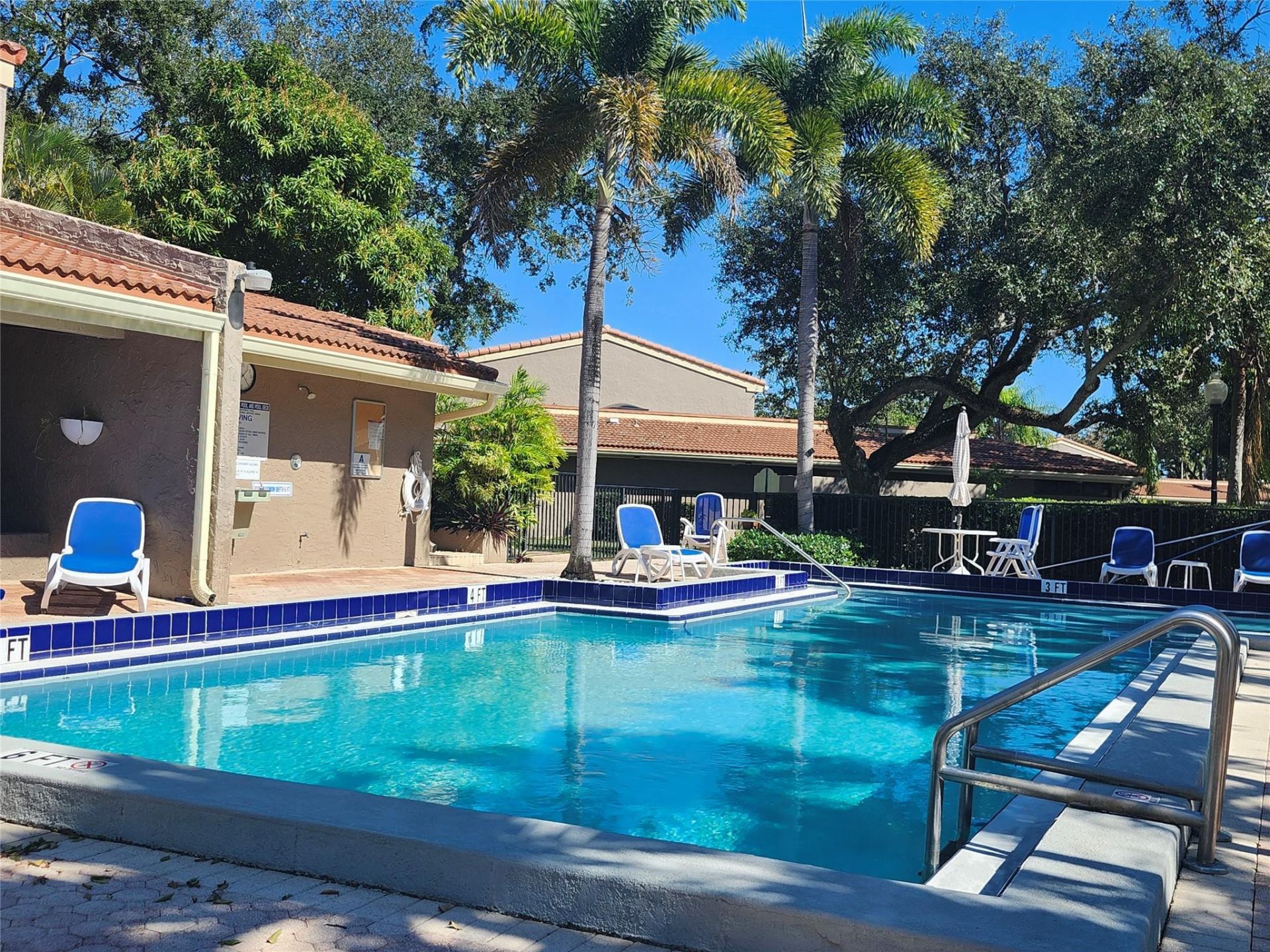 201 Dunwoody Lane, Unit 17-87, Hollywood, FL 33021 Photo