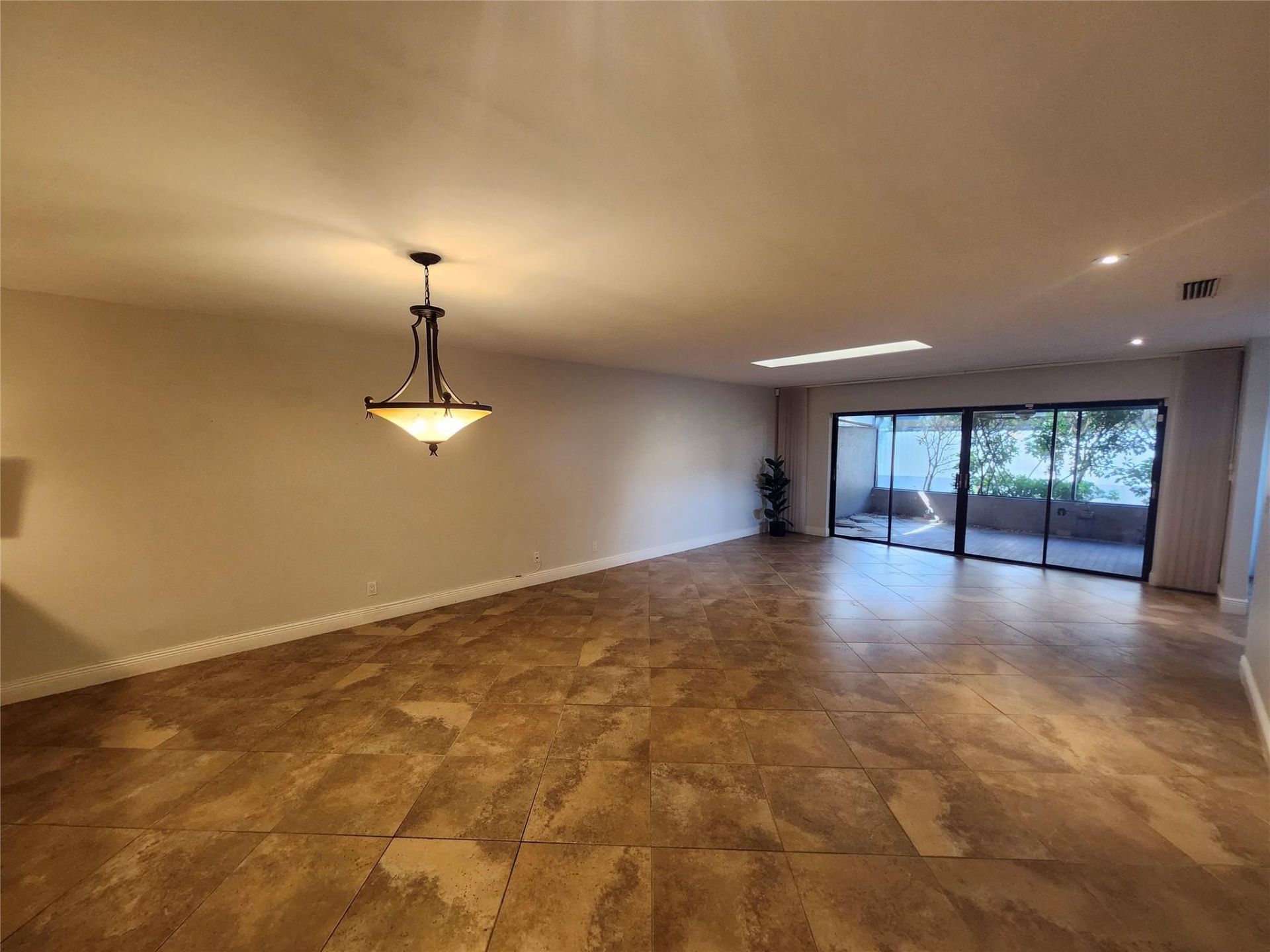 201 Dunwoody Lane, Unit 17-87, Hollywood, FL 33021 Photo