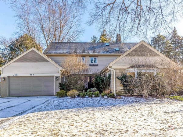 303 Auburn Avenue, Winnetka, IL 60093