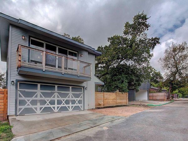 806 W LIVE OAK ST, Unit 2, Austin, TX 78704