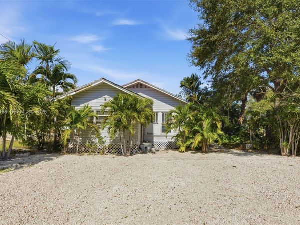 725 SW 2nd Ct, Fort Lauderdale, FL 33312