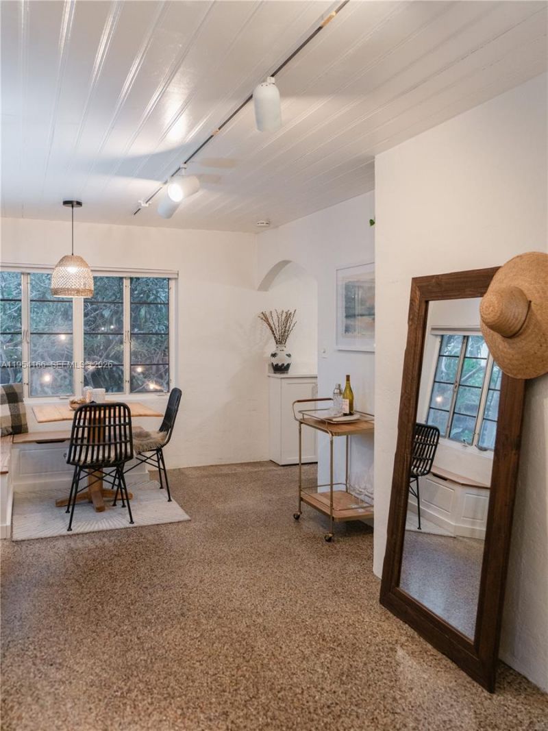 725 SW 2nd Ct, Fort Lauderdale, FL 33312 Photo