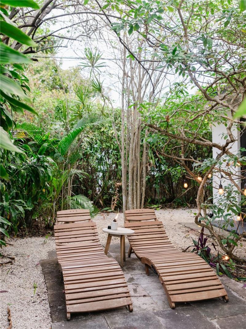 725 SW 2nd Ct, Fort Lauderdale, FL 33312 Photo