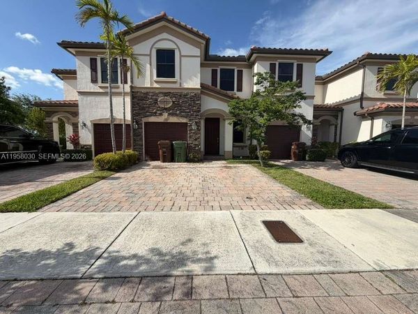 3393 W 90th St, Hialeah, FL 33018