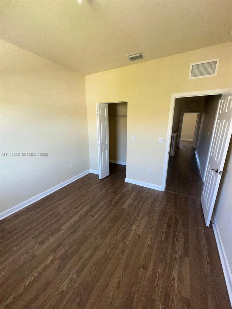 3393 W 90th St , Hialeah, FL 33018 Photo