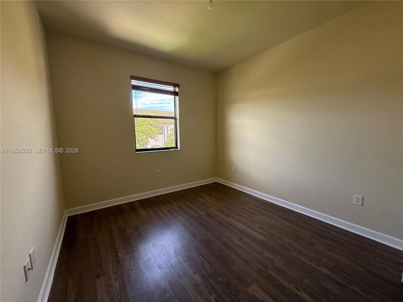 3393 W 90th St, Hialeah, FL 33018 Photo