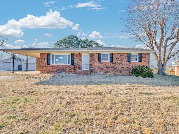 304 Lucille St, Sparta, TN 38583
