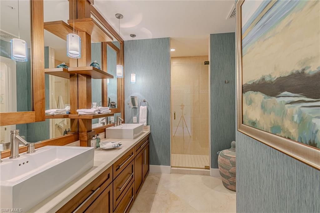 295 Grande Way, Unit PH-2, Naples, FL 34110 Photo