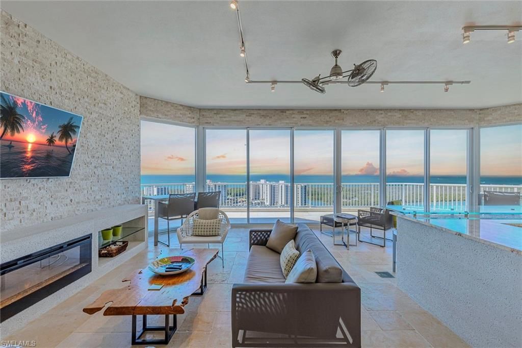 295 Grande Way, Unit PH-2, Naples, FL 34110 Photo