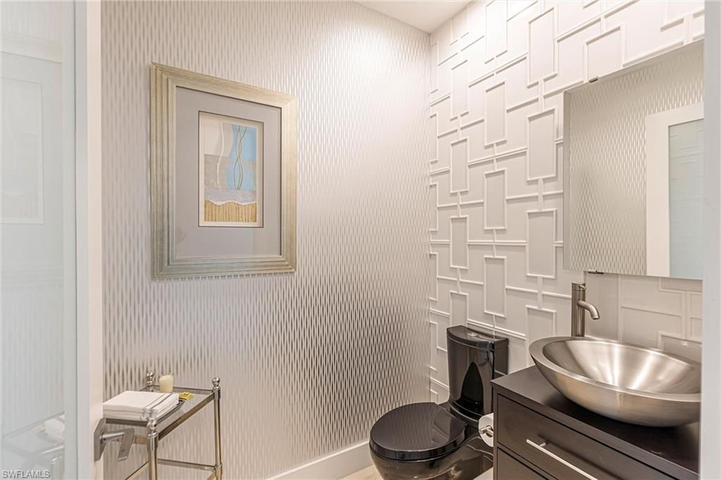 295 Grande Way, Unit PH-2, Naples, FL 34110 Photo