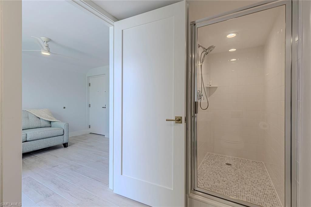 295 Grande Way, Unit PH-2, Naples, FL 34110 Photo