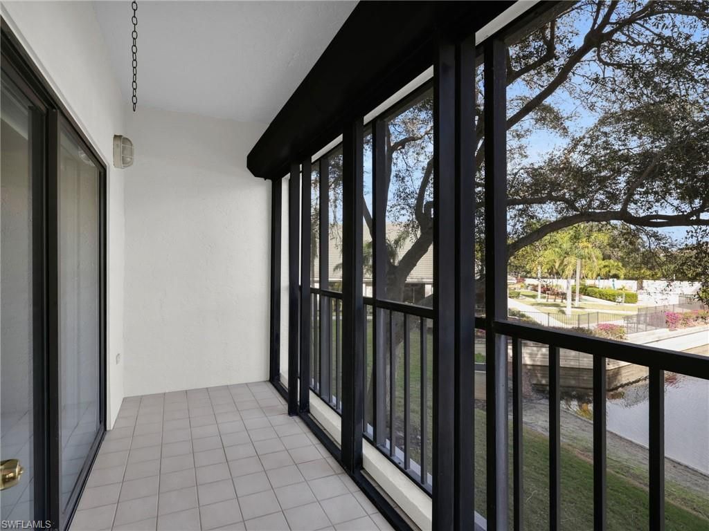 201 Arbor Lake Dr, Unit 204, Naples, FL 34110 Photo