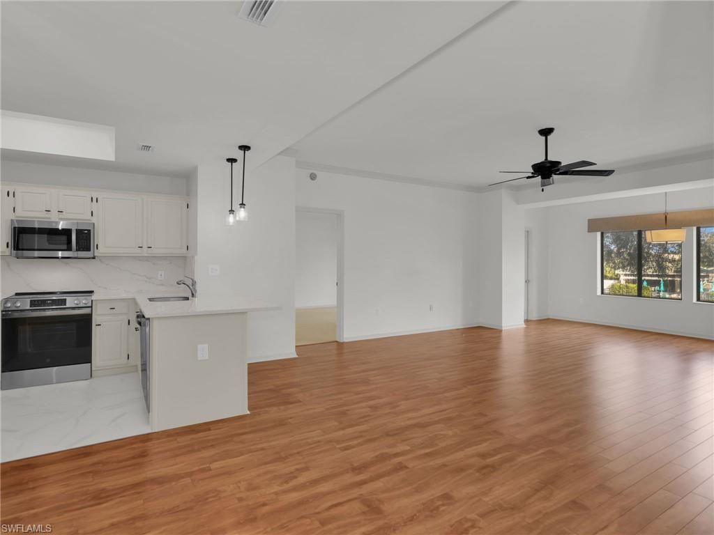 201 Arbor Lake Dr, Unit 204, Naples, FL 34110 Photo