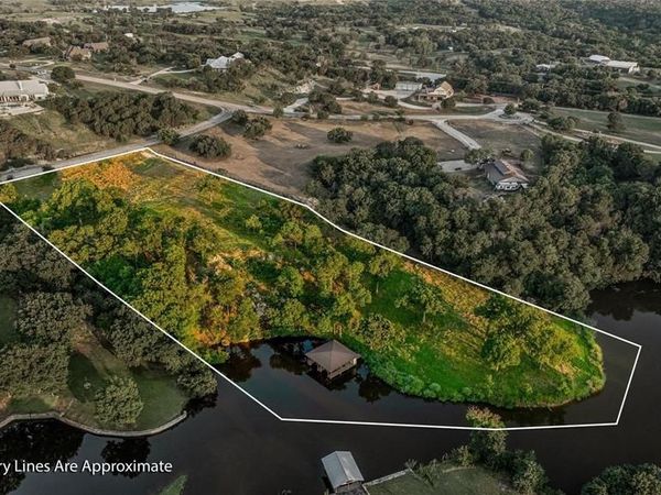 103 S River Oak Court , Weatherford, TX 76087