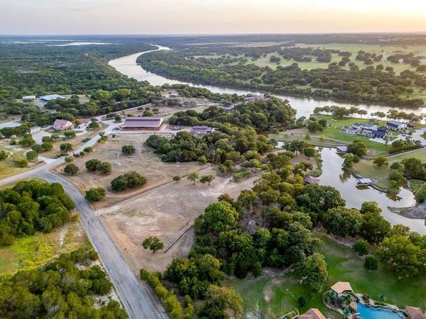 103 S River Oak Court, Weatherford, TX 76087