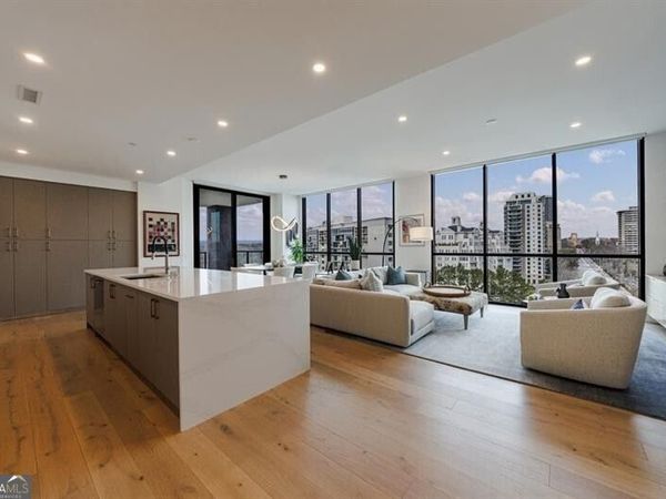 2425 Peachtree Road NE, Unit 1401, Atlanta, GA 30305