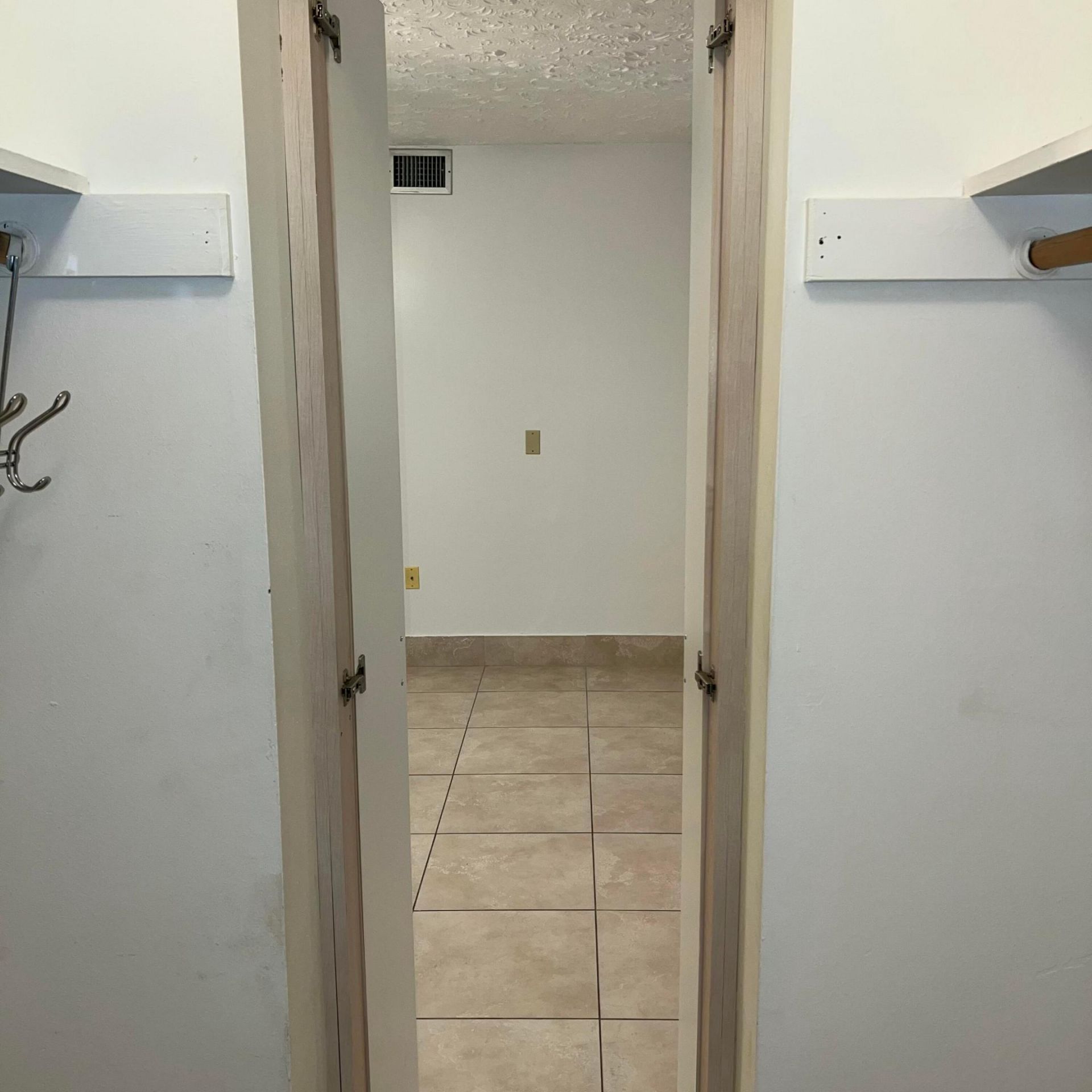 2302 Sunrise Boulevard, Unit 3-201, Fort Pierce, FL 34982 Photo