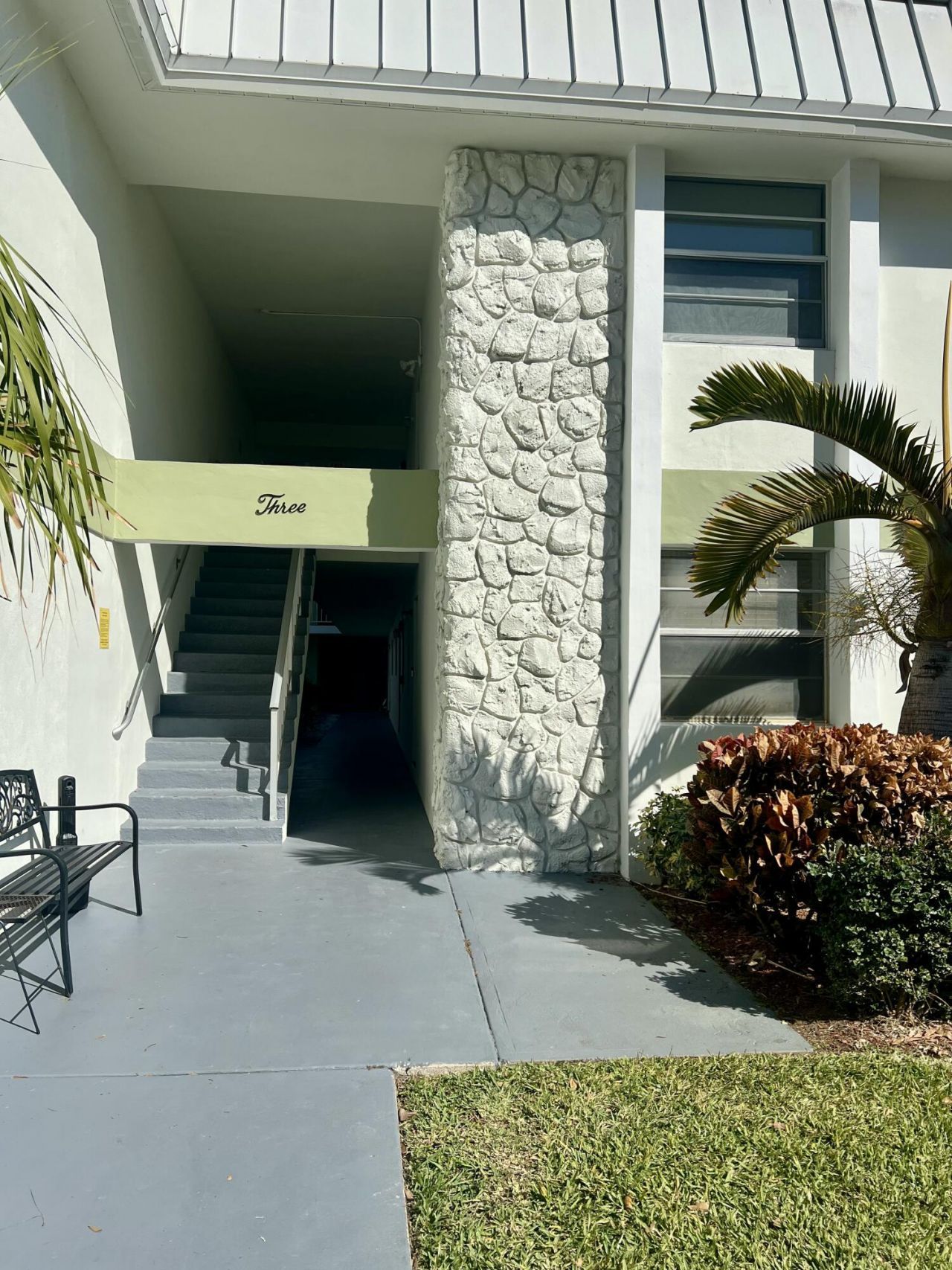 2302 Sunrise Boulevard, Unit 3-201, Fort Pierce, FL 34982 Photo