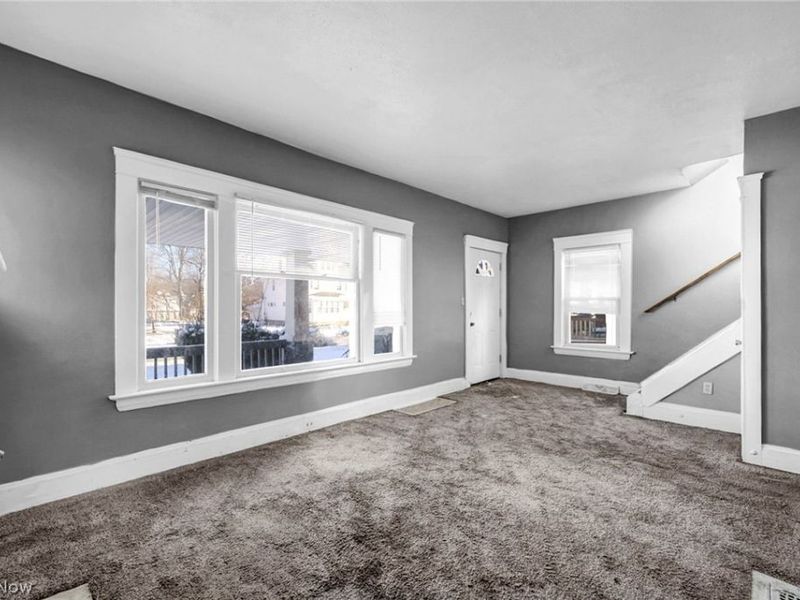 12702 Maplerow Avenue, Garfield Heights, OH 44105 Photo 14