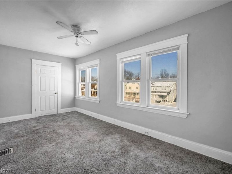 12702 Maplerow Avenue, Garfield Heights, OH 44105 Photo 24