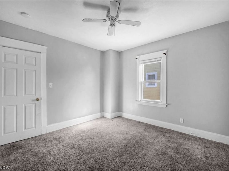 12702 Maplerow Avenue, Garfield Heights, OH 44105 Photo 27