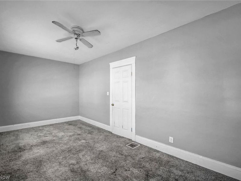 12702 Maplerow Avenue, Garfield Heights, OH 44105 Photo 32