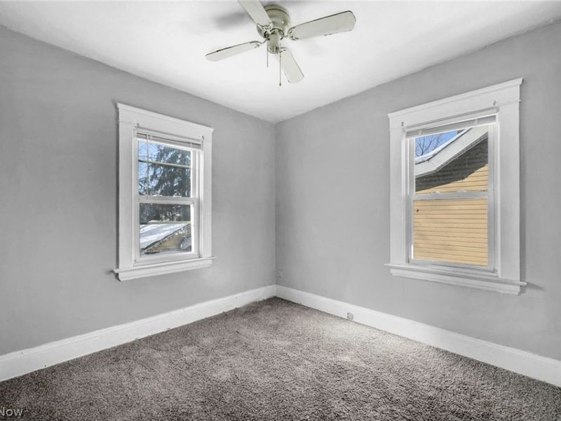 12702 Maplerow Avenue, Garfield Heights, OH 44105 Photo 34