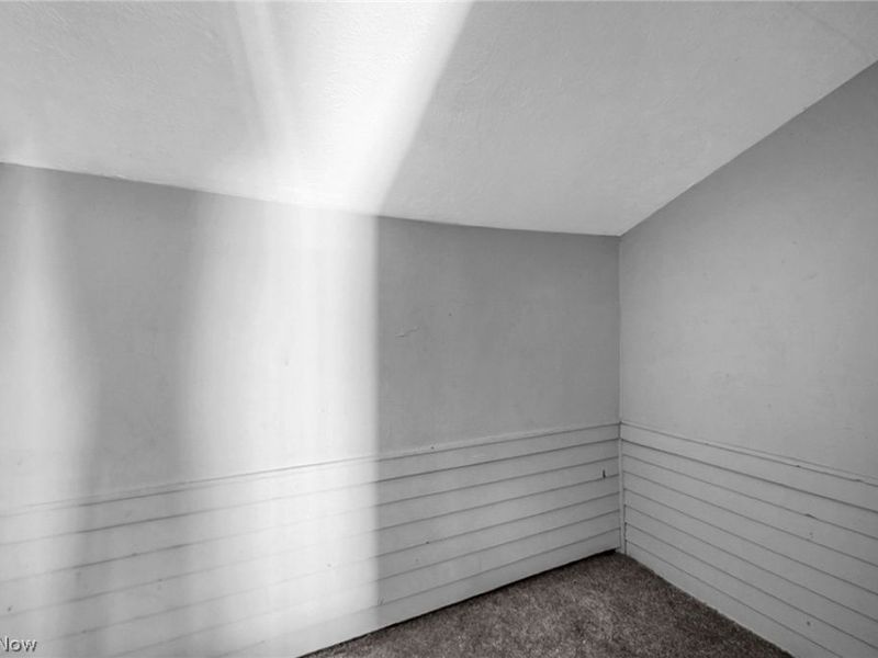 12702 Maplerow Avenue, Garfield Heights, OH 44105 Photo 39