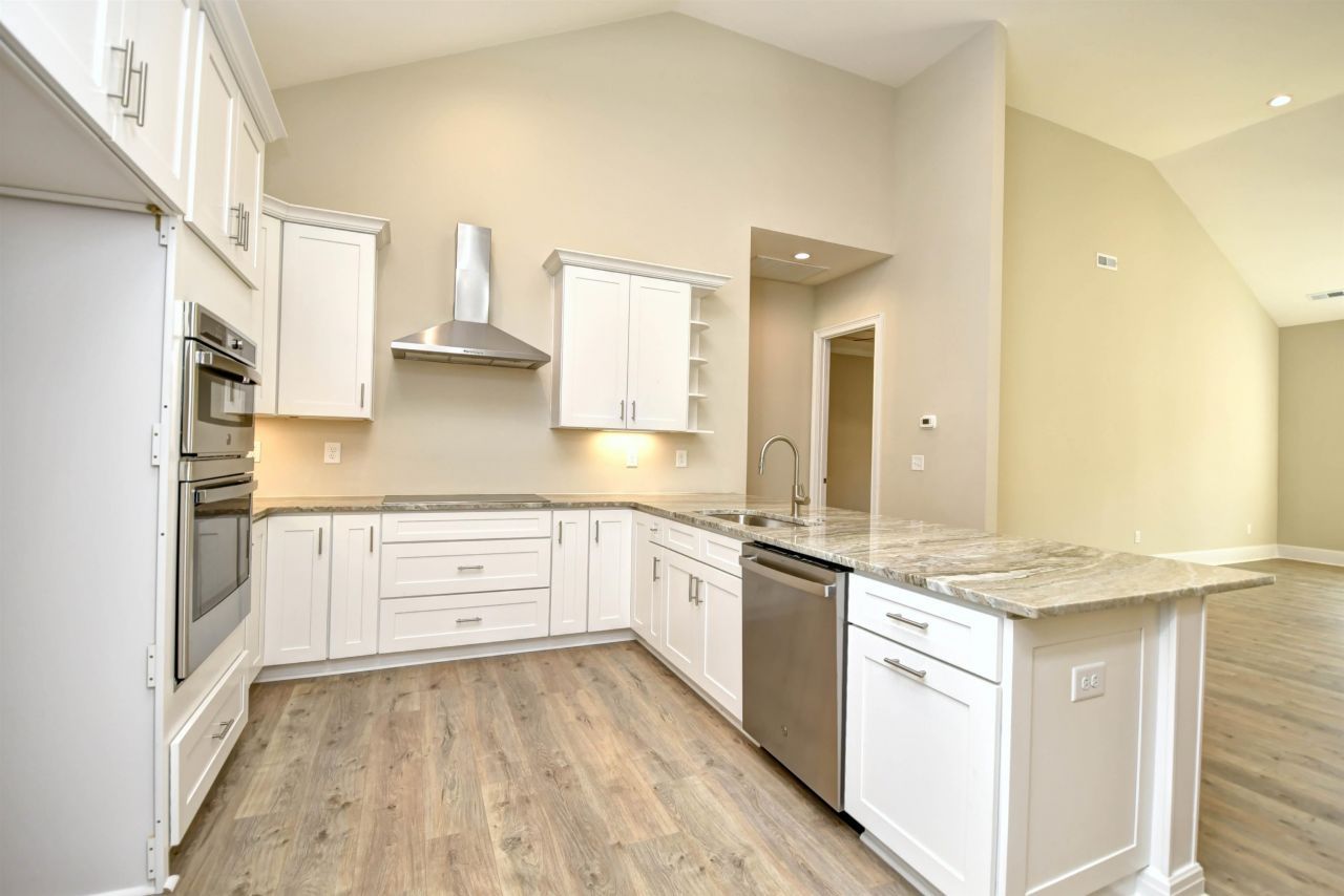 329 Waterfall Circle Photo 12