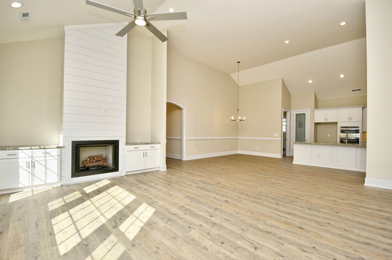 329 Waterfall Circle Photo 8